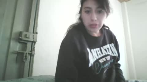 luisa_homes online show from June 25, 8:43 pm