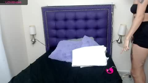 Luna Dread online show from April 15, 10:54 pm