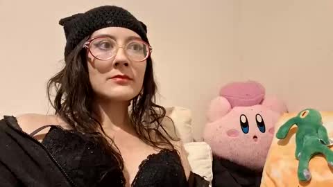 Freya online show from March 30, 1:49 am