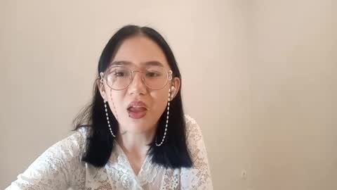 Roxie online show from April 15, 2:50 pm