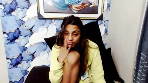 luscious_lexy online show from June 27, 4:57 am