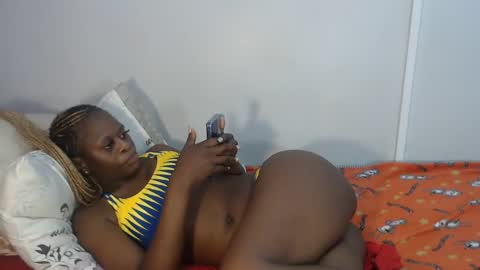 LWANDLE17 online show from January 29, 5:45 pm