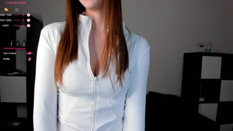 lynhaydon online show from December 14, 3:15 pm