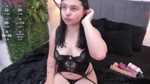 Mckenn  online show from February 4, 11:35 am