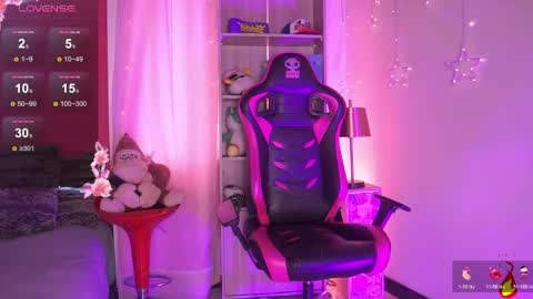 Madison   online show from April 13, 12:17 pm