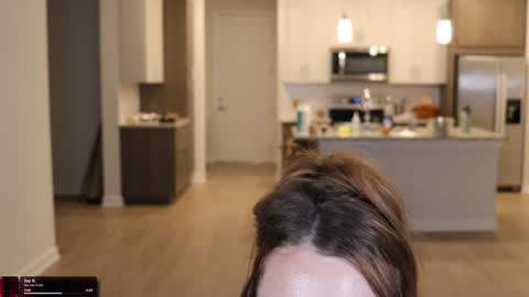 Mae online show from March 2, 12:32 am