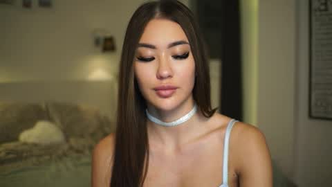 Mai online show from March 29, 8:30 pm