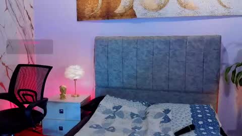 MAITE STONE1 online show from April 11, 8:07 am