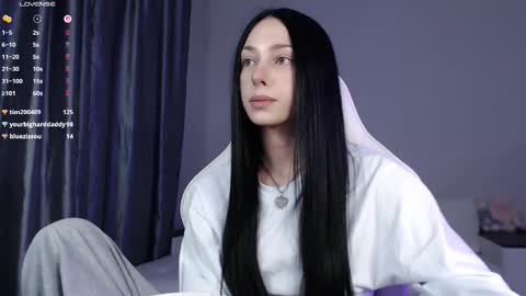 piu online show from March 29, 5:01 pm