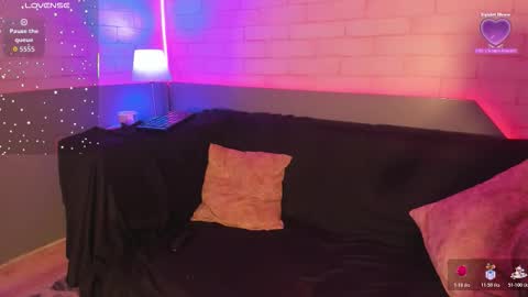 MangaBiitch online show from February 12, 10:22 pm