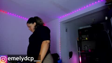   Independent Model online show from October 5, 7:57 am