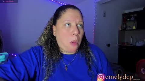   Independent Model online show from November 3, 5:22 am