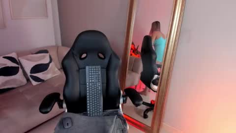 marie_bass online show from March 24, 12:32 pm