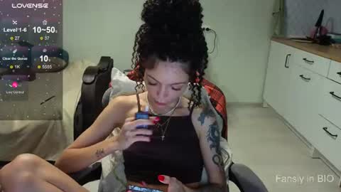 Maria  online show from June 28, 6:36 pm