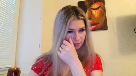 marina_xi online show from January 28, 12:54 pm