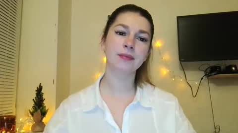 marina_xi online show from December 24, 6:00 am