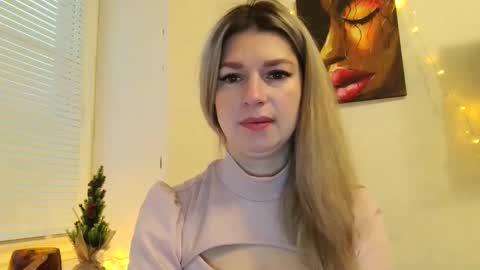 marina_xi online show from December 27, 12:56 pm