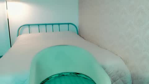 Anna online show from April 12, 4:04 am