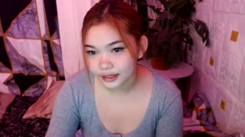 maxinean online show from July 21, 8:59 am
