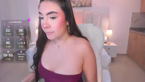 Maya vexx online show from February 19, 9:02 pm