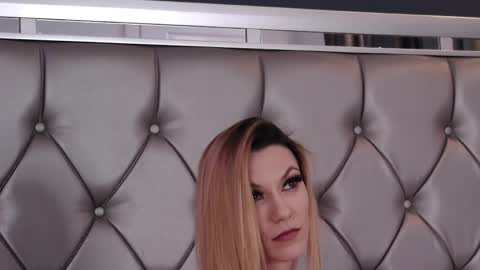 Maya online show from April 1, 11:11 am