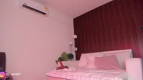 megan online show from April 12, 10:01 pm