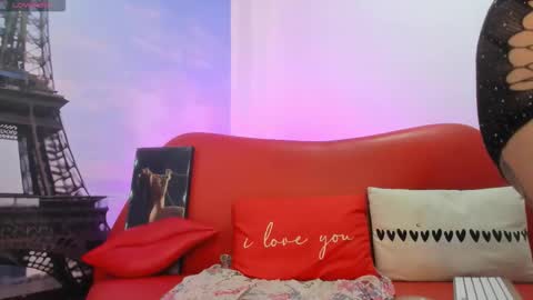  Mel  online show from February 17, 7:57 pm