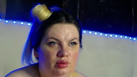 melanniebrown online show from April 5, 4:55 am