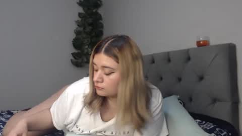 meliinna_xxx online show from January 16, 4:52 am