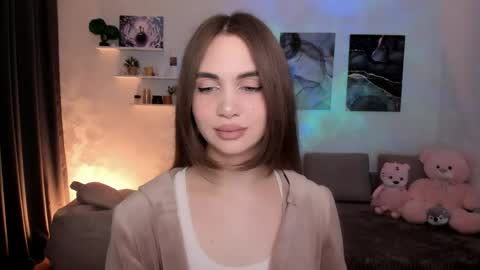 Tessa online show from April 15, 9:54 am