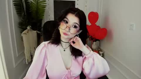 mellsawertyq online show from October 22, 9:20 pm