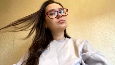 Jessica online show from April 1, 7:09 am