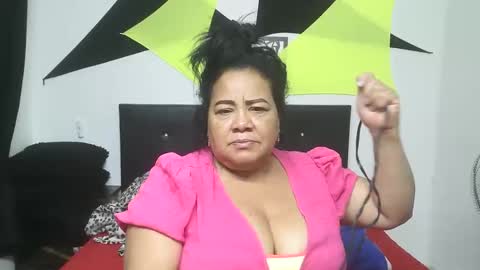 mhia1972 online show from April 19, 2:33 am