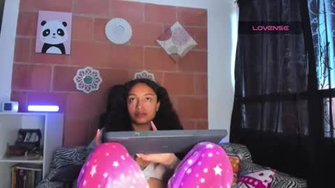 mia__love111 online show from February 5, 11:46 am