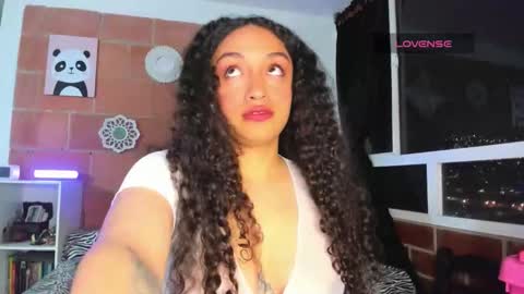 mia__love111 online show from February 7, 8:40 am