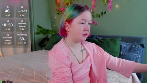 Mia online show from December 20, 2:59 am