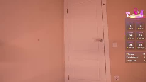 miablueye online show from March 13, 4:52 pm