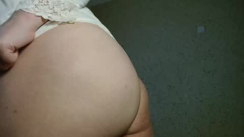 MiaFoxisJa online show from March 28, 4:01 am