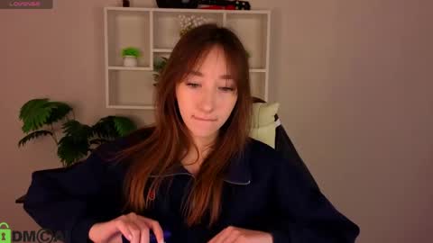 Michelle online show from April 19, 1:05 am