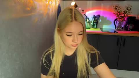 Michelle3 online show from July 26, 4:20 am