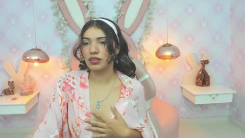 Mia Desire  online show from April 14, 4:34 am