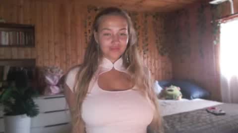 milk_bunny_ online show from July 2, 11:16 am