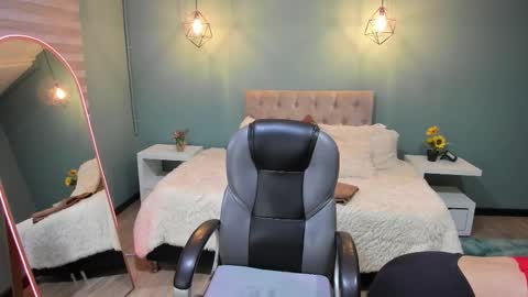 Cataleya online show from March 12, 11:57 am