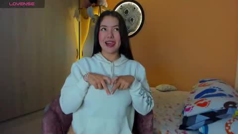 Chryss online show from April 17, 4:20 pm