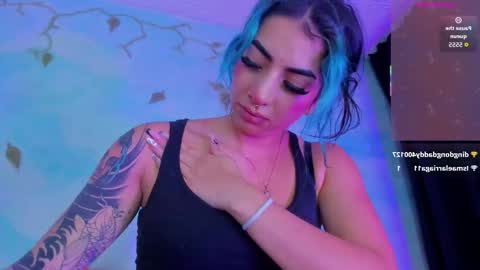 miss_evans_ online show from November 8, 8:52 am