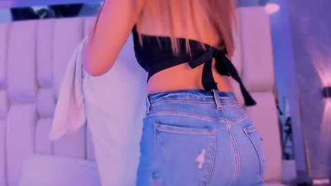 Valerie online show from February 2, 7:35 pm