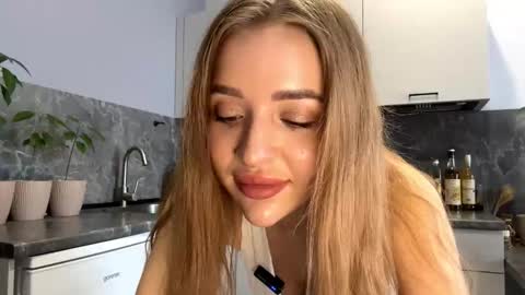 Katrina online show from February 10, 11:02 am