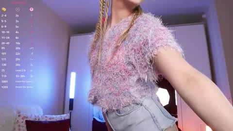 Mary online show from February 11, 10:33 pm