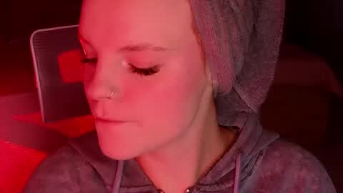 Molly online show from May 22, 12:30 am