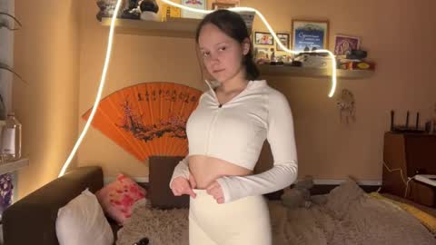 Hermina  online show from March 4, 4:35 pm